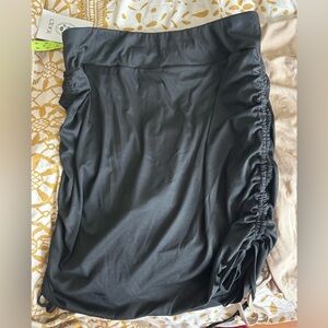 Cider Black & Tan Ruched Skirts NWT